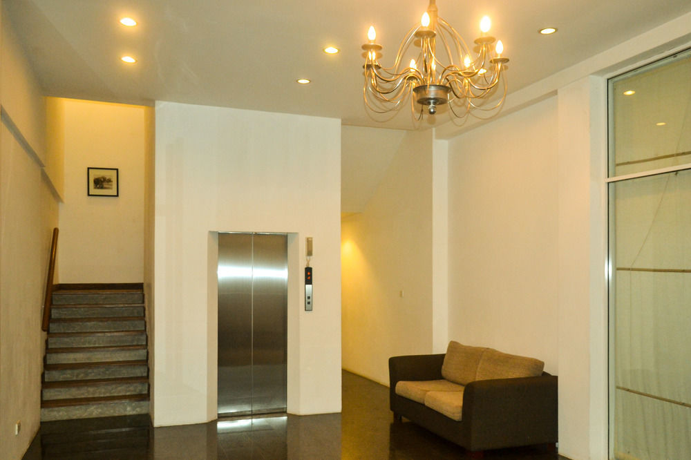Refresh Hotel Hikkaduwa Exterior photo